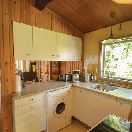 Three-bedroom Holiday In Vaggerlose